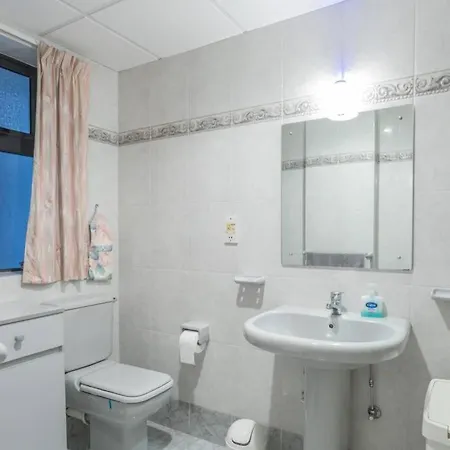 St Julians' Sea Front, Spectacular View, * San Julián