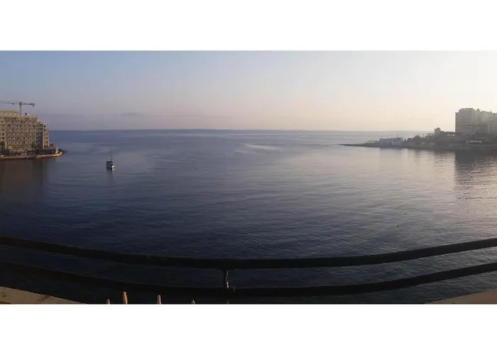 Lejlighed St Julians' Sea Front, Spectacular View, *